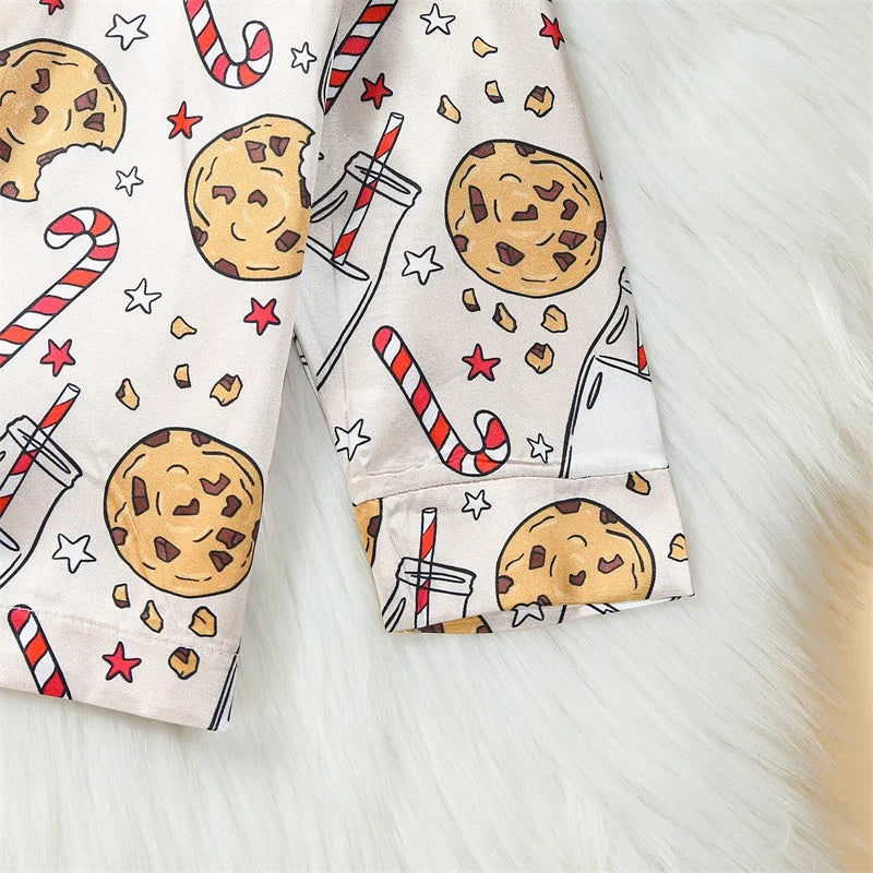 Pyjama Enfant Hiver “Noël Gourmand” – Ensemble Chaud en Coton Doux à Motifs Biscuits et Bonhommes Pain d’Épices