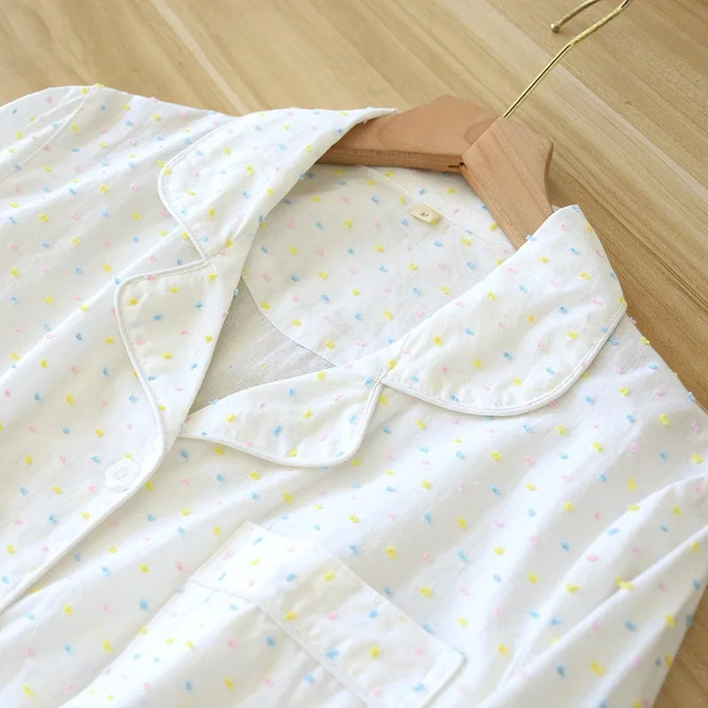 Pyjama Femme “Blanc Douceur” – Ensemble en Coton, Style Intemporel et Confortable